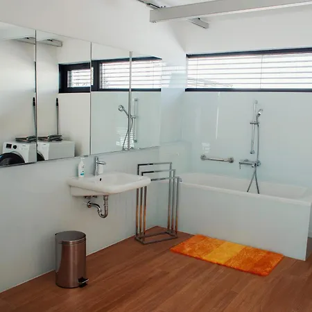 Ares Centrum Apartment *