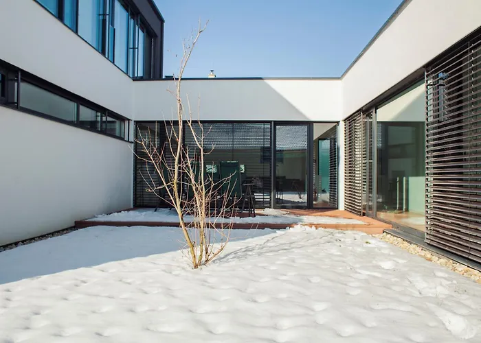 Ares Centrum Kováčová